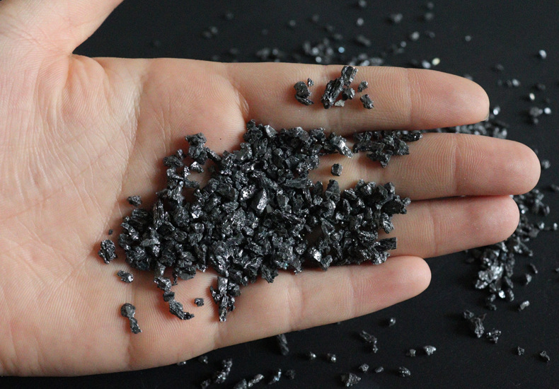 What are the advantages of using silicon carbide for casting?